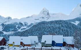 Iskö Basecamp&hôtel Gourette